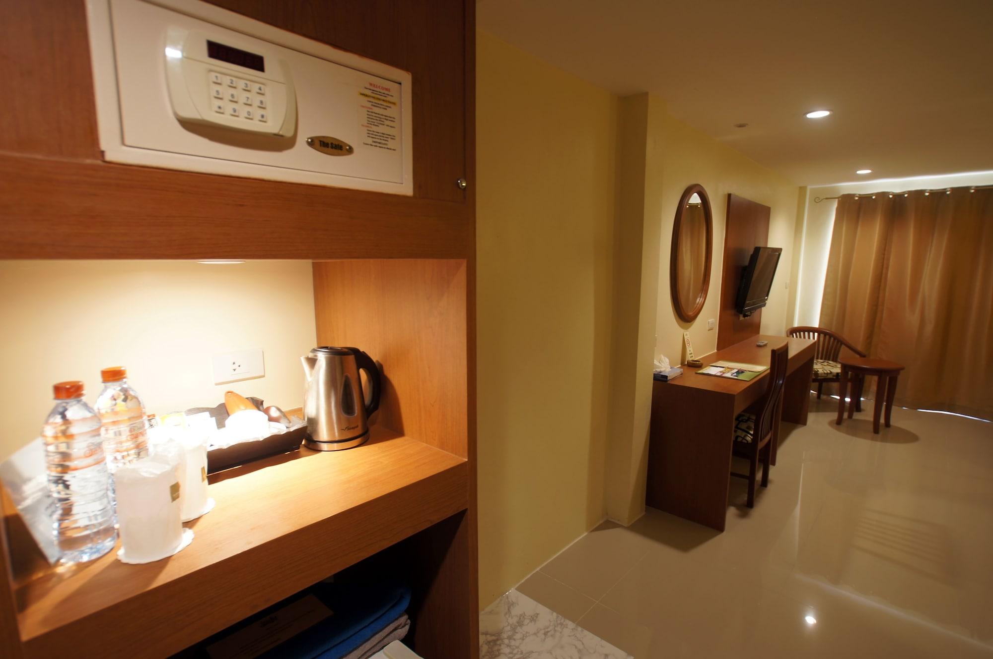 Khaolak Sunset Resort - Adults Only - Sha Extra Plus Khao Lak Exterior photo